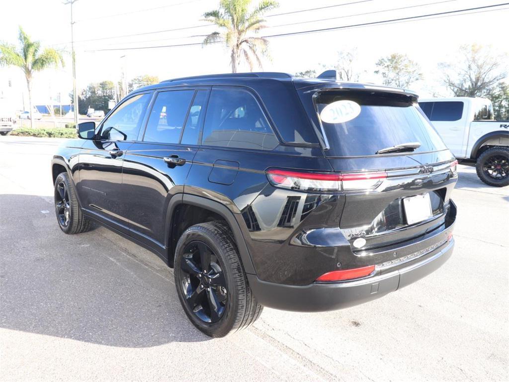 used 2023 Jeep Grand Cherokee car, priced at $29,798