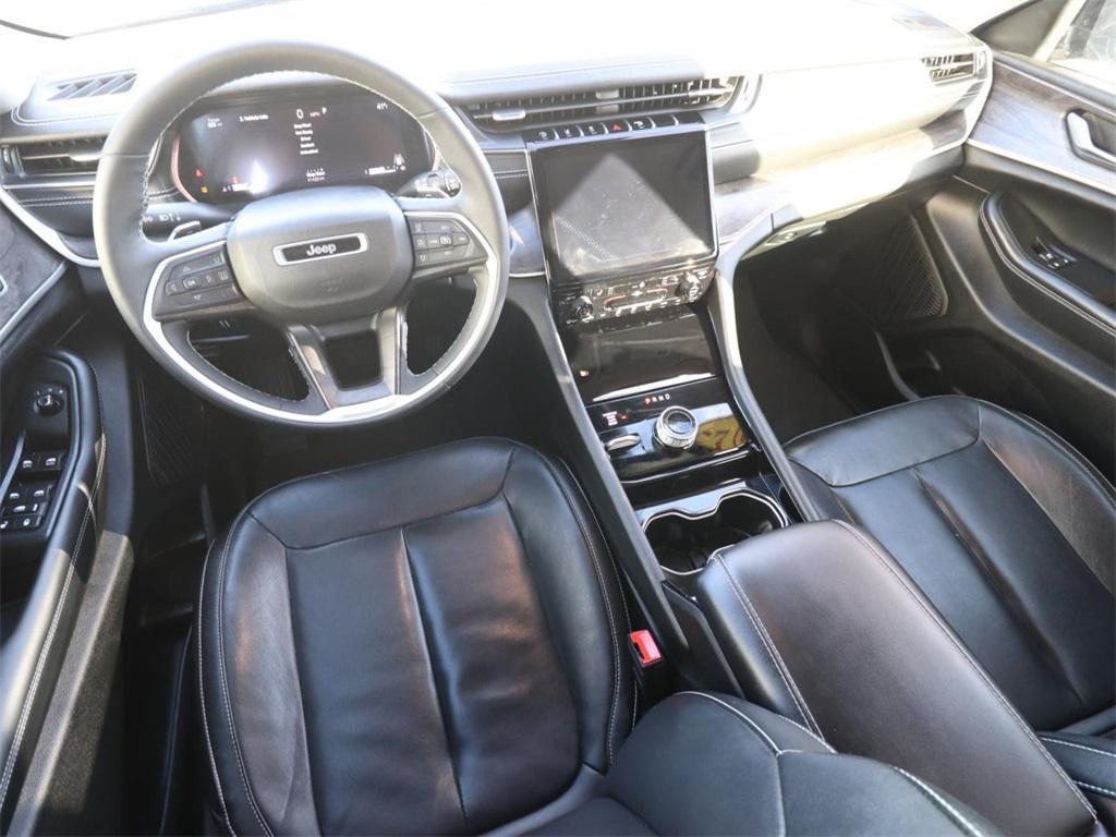 used 2023 Jeep Grand Cherokee car, priced at $29,798