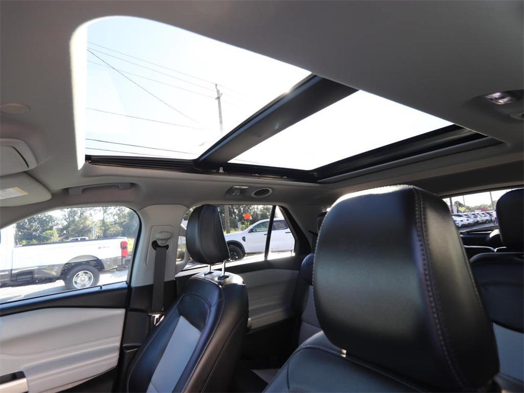 used 2022 Ford Explorer car, priced at $29,399