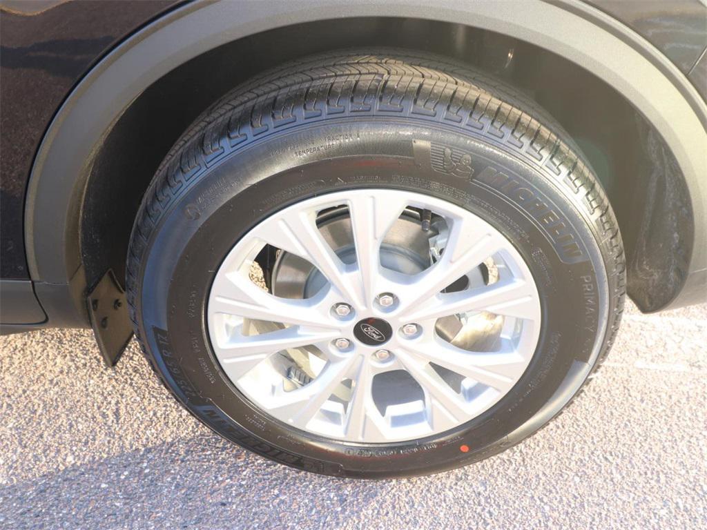 new 2026 Ford Escape car, priced at $26,644