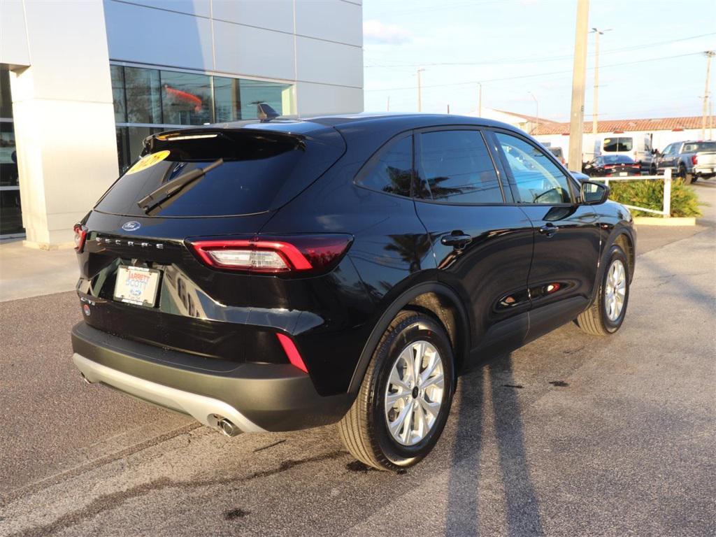 new 2026 Ford Escape car, priced at $26,644