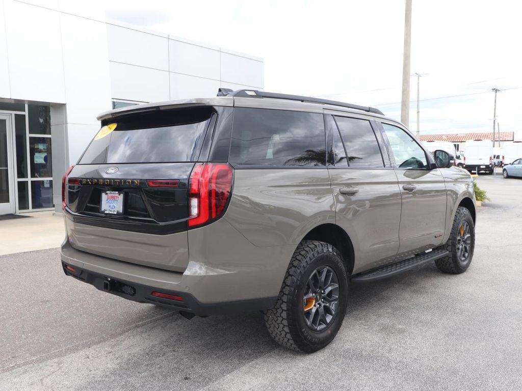 new 2026 Ford Expedition car, priced at $78,724