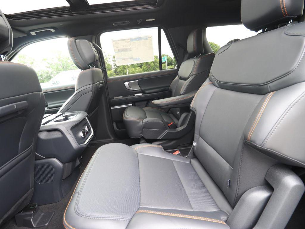 new 2026 Ford Expedition car, priced at $78,724