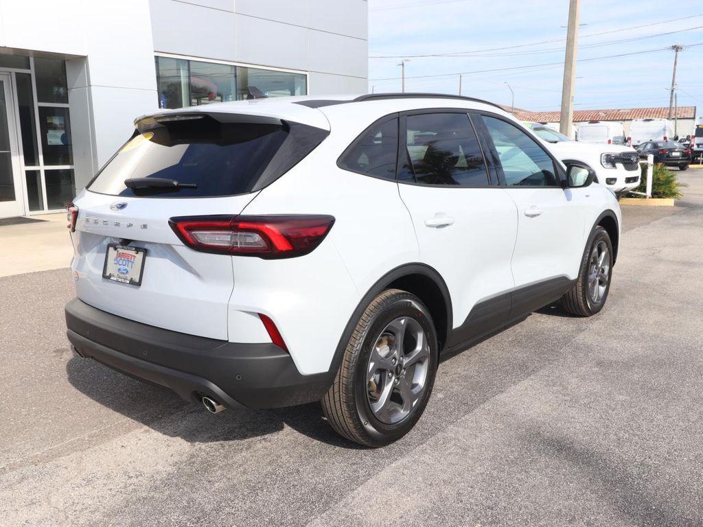 new 2026 Ford Escape car, priced at $27,905