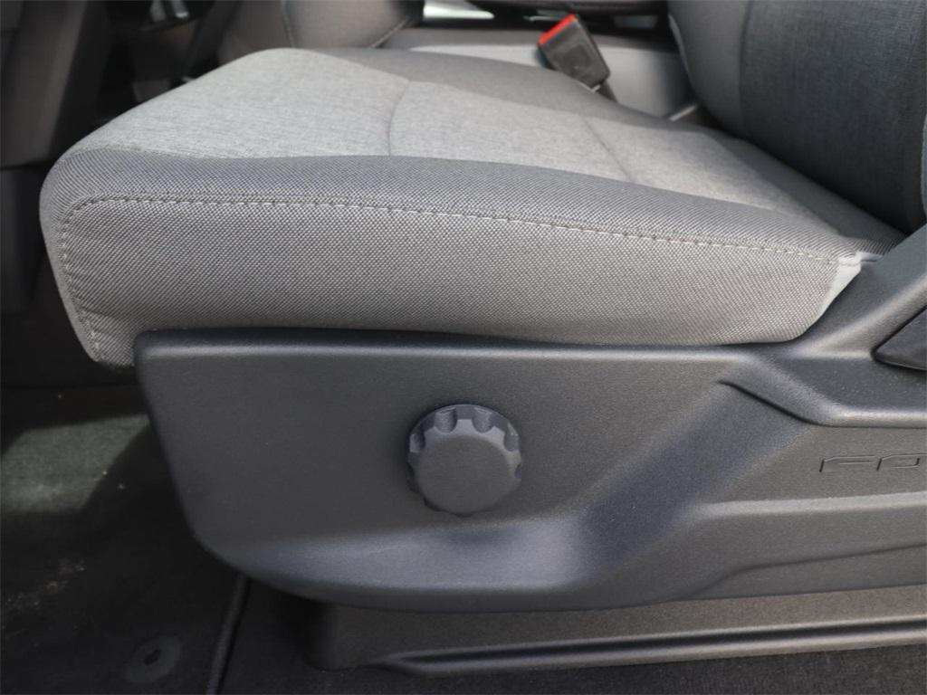 new 2025 Ford F-350 car, priced at $53,527