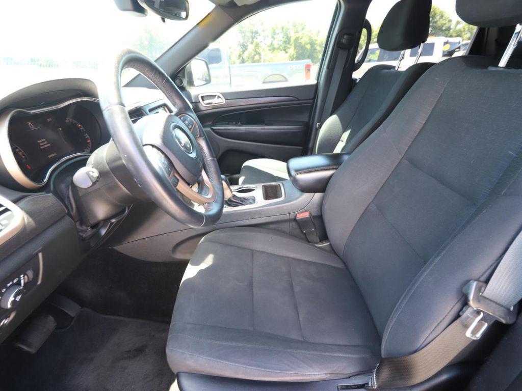 used 2017 Jeep Grand Cherokee car, priced at $12,735