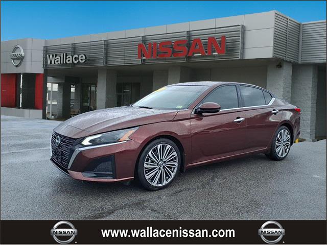 used 2023 Nissan Altima car, priced at $21,998