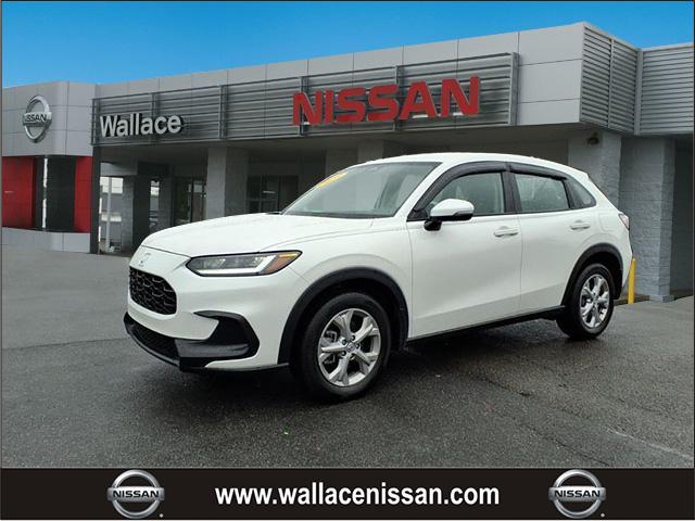 used 2025 Honda HR-V car, priced at $26,998