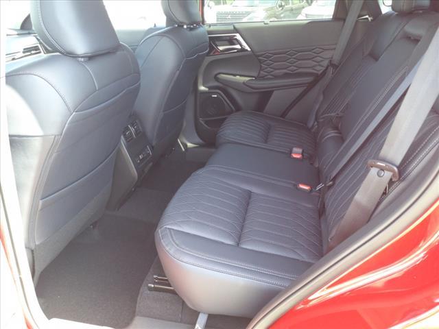 new 2025 Mitsubishi Outlander car, priced at $41,905