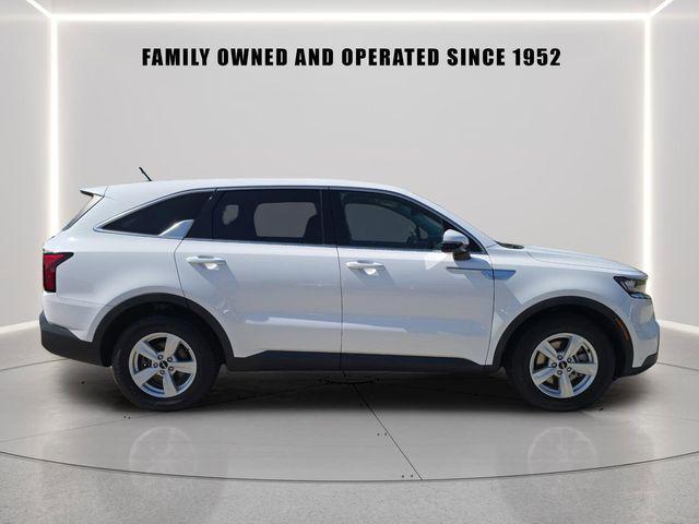 used 2022 Kia Sorento car, priced at $19,987
