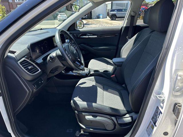used 2024 Kia Seltos car, priced at $22,040