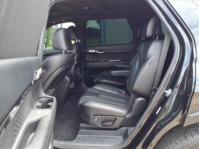 used 2024 Hyundai Palisade car, priced at $37,595