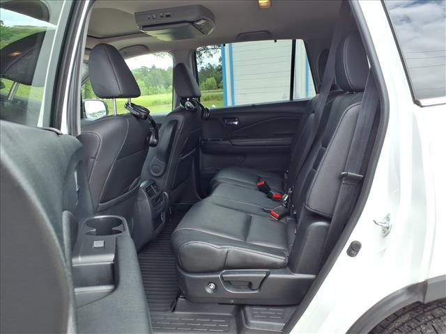 used 2022 Honda Pilot car, priced at $28,995