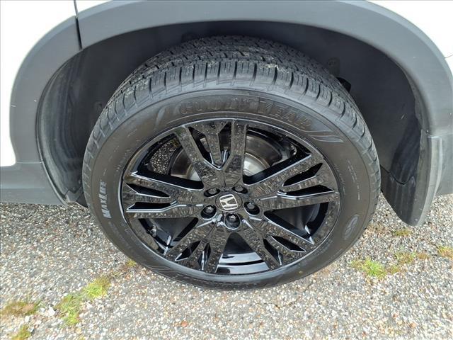 used 2022 Honda Pilot car, priced at $28,995
