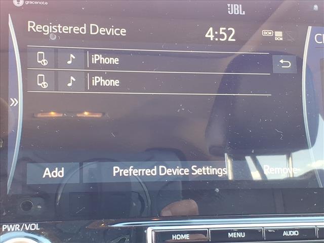 used 2021 Toyota Highlander car