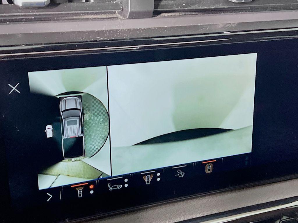 used 2024 GMC Sierra 1500 car, priced at $52,000