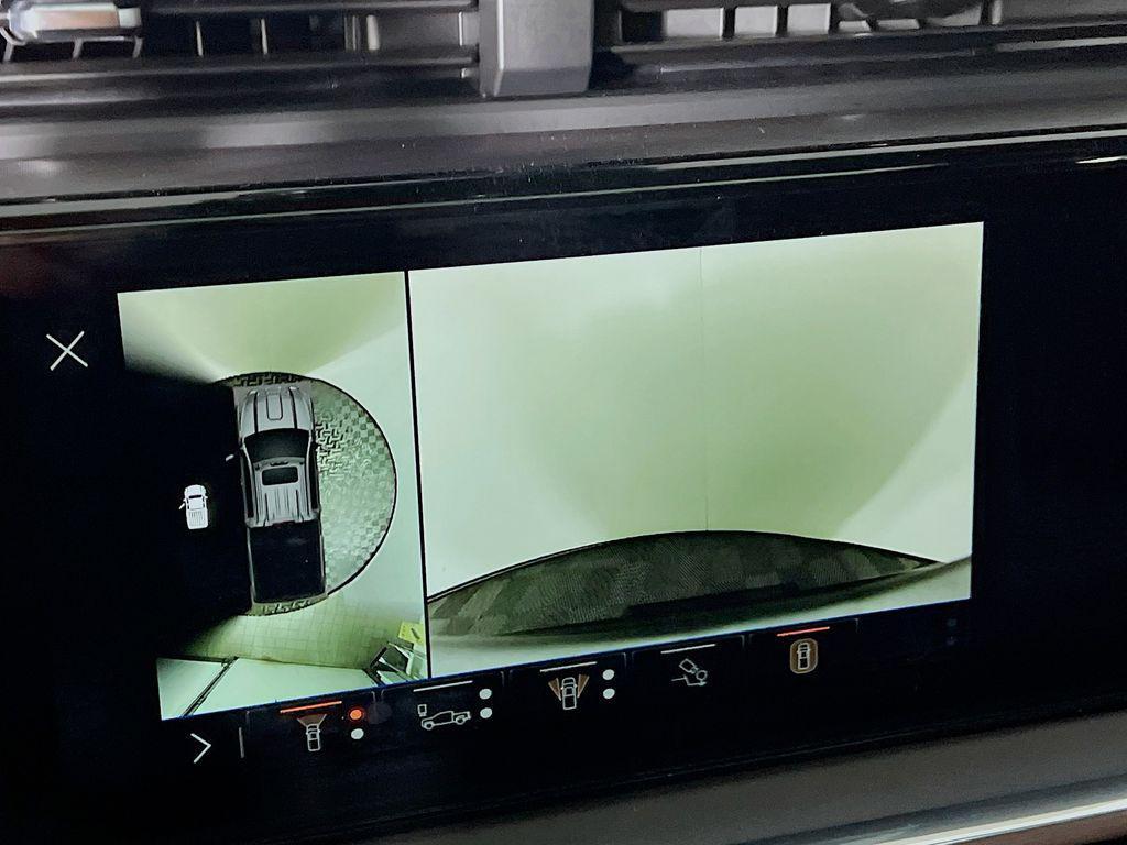 used 2025 GMC Sierra 2500 car, priced at $88,000