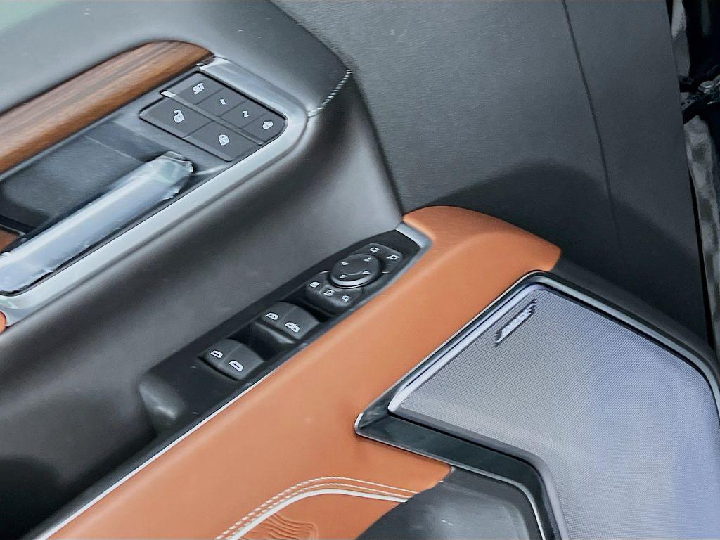 new 2026 GMC Sierra 2500 car, priced at $95,412