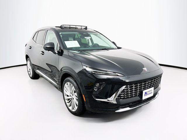 used 2025 Buick Envision car, priced at $38,000