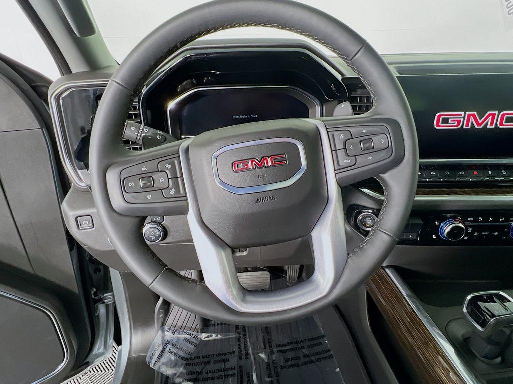 used 2025 GMC Sierra 1500 car, priced at $56,000