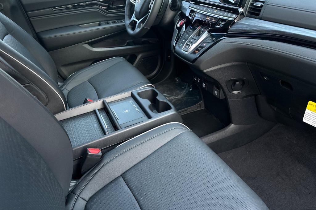new 2026 Honda Odyssey car, priced at $53,645