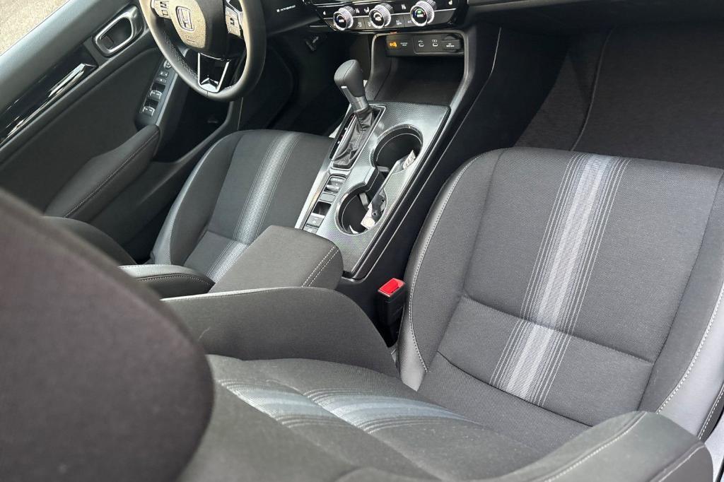 new 2026 Honda Civic Hybrid car, priced at $31,045
