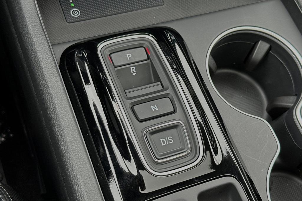 new 2025 Honda Pilot car, priced at $50,055