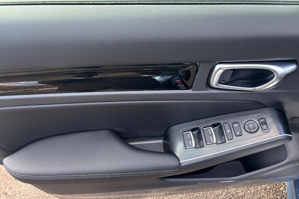 new 2026 Honda Civic Hybrid car, priced at $34,045