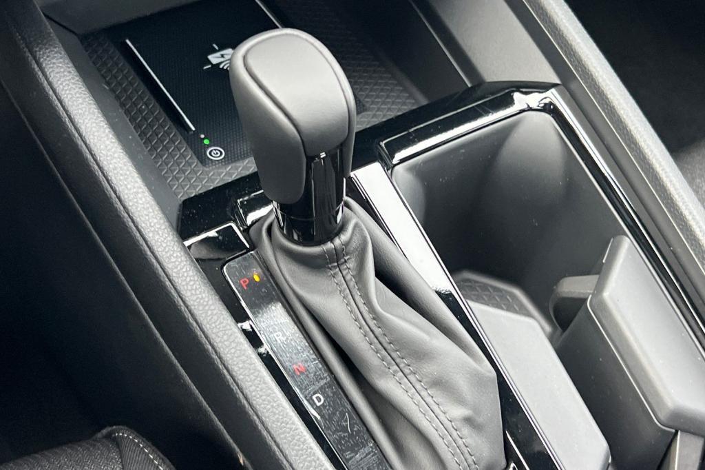new 2026 Honda Accord Hybrid car, priced at $35,445