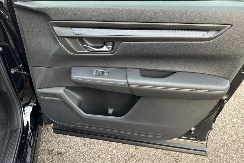 new 2026 Honda CR-V Hybrid car, priced at $42,130