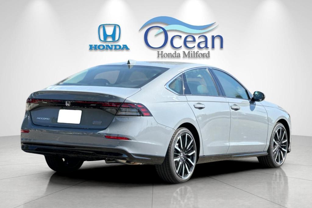 new 2025 Honda Accord Hybrid car, priced at $40,950