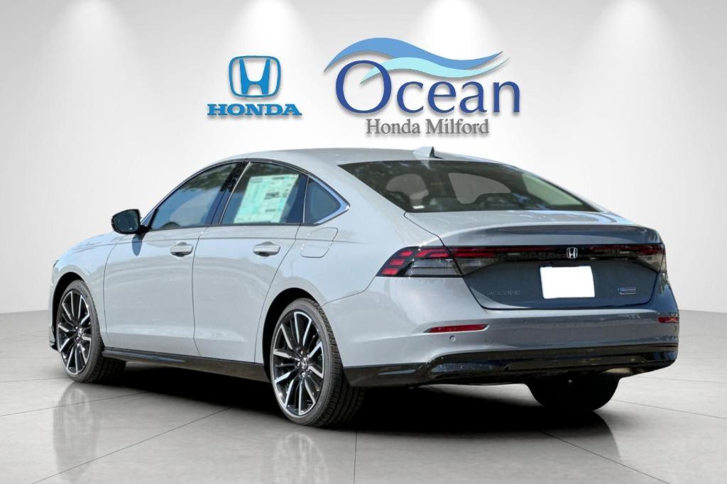 new 2025 Honda Accord Hybrid car, priced at $40,950