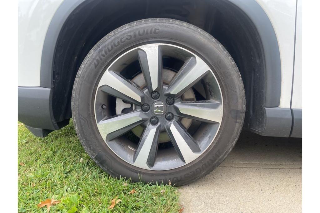 used 2023 Honda Pilot car, priced at $37,788