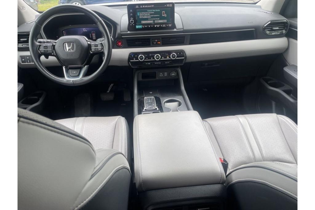 used 2023 Honda Pilot car, priced at $37,788