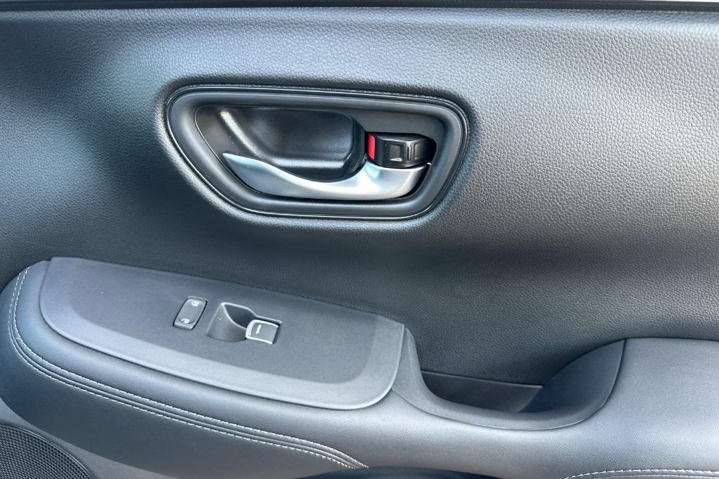 new 2026 Honda HR-V car, priced at $32,305