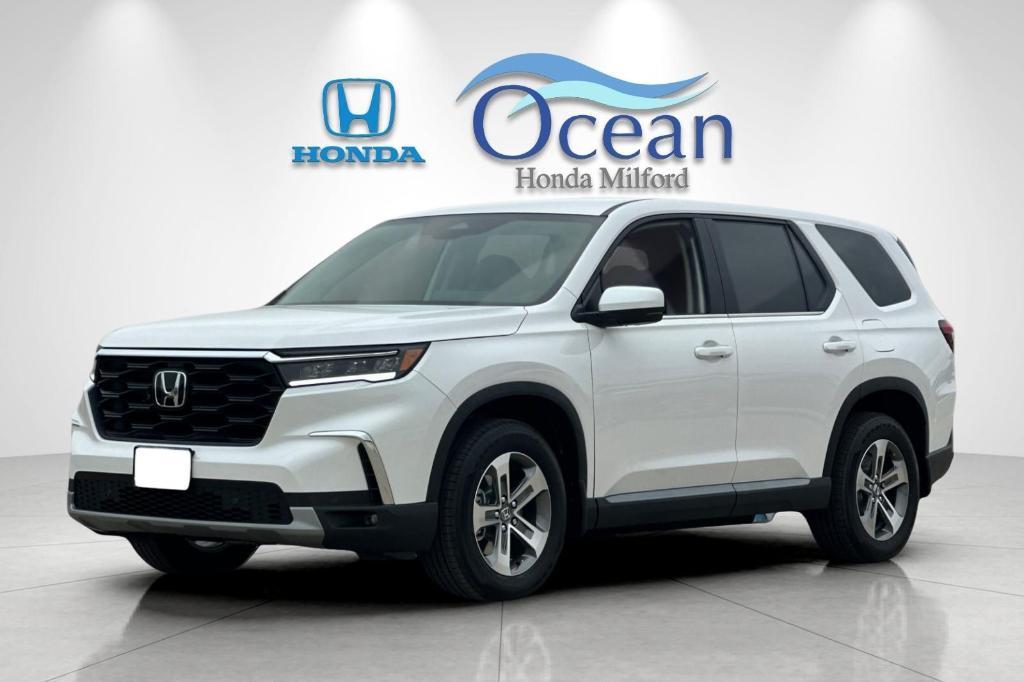 new 2025 Honda Pilot car, priced at $48,280