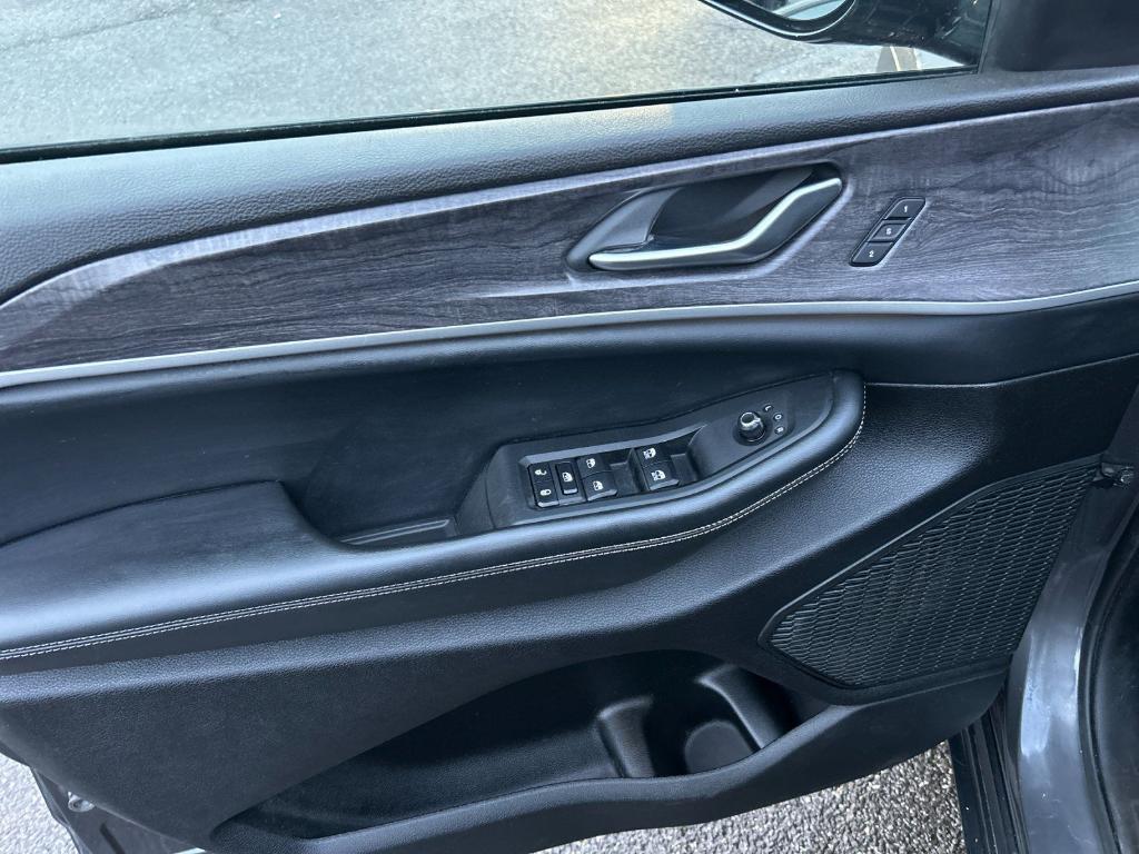 used 2023 Jeep Grand Cherokee L car, priced at $29,487