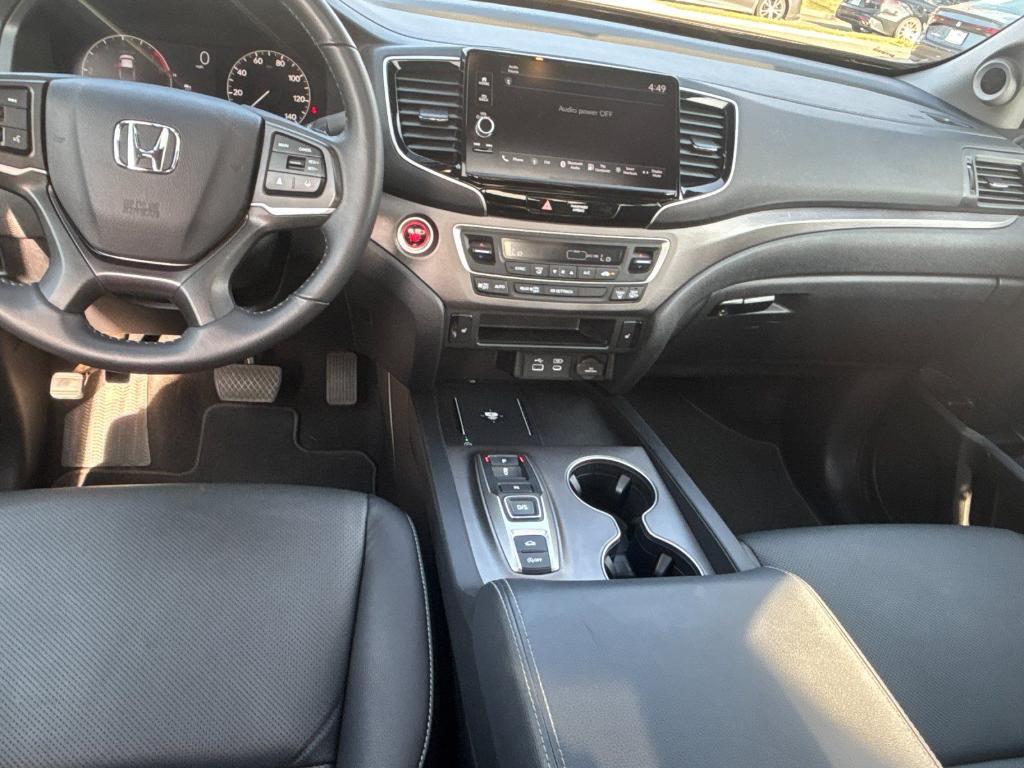used 2025 Honda Ridgeline car, priced at $36,102