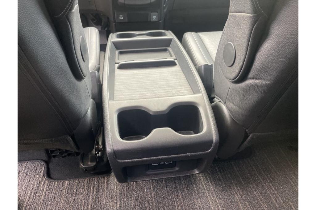 used 2024 Honda Odyssey car, priced at $30,999