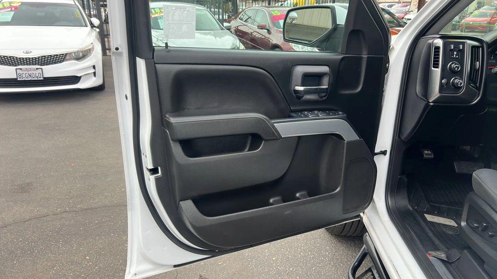 used 2018 Chevrolet Silverado 1500 car, priced at $29,995