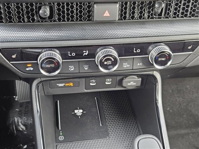 new 2026 Honda CR-V Hybrid car, priced at $37,080