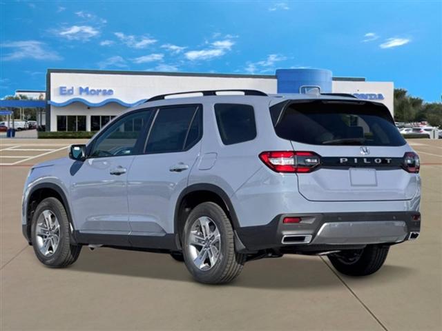 new 2026 Honda Pilot car, priced at $46,445