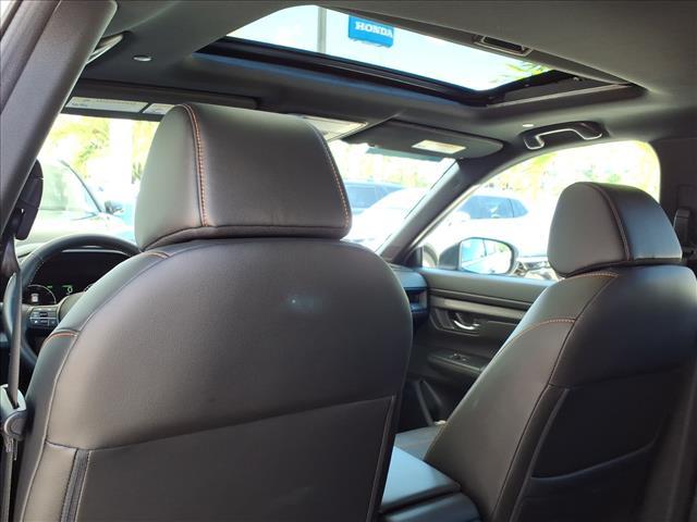 used 2025 Honda CR-V Hybrid car, priced at $35,613