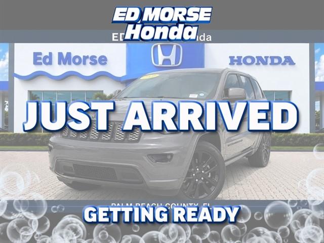 used 2021 Jeep Grand Cherokee car, priced at $28,403