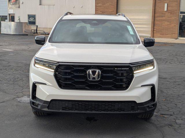 new 2025 Honda Pilot car, priced at $55,530