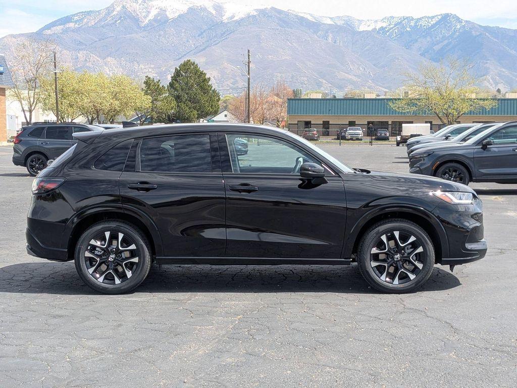 new 2027 Honda HR-V car, priced at $33,400