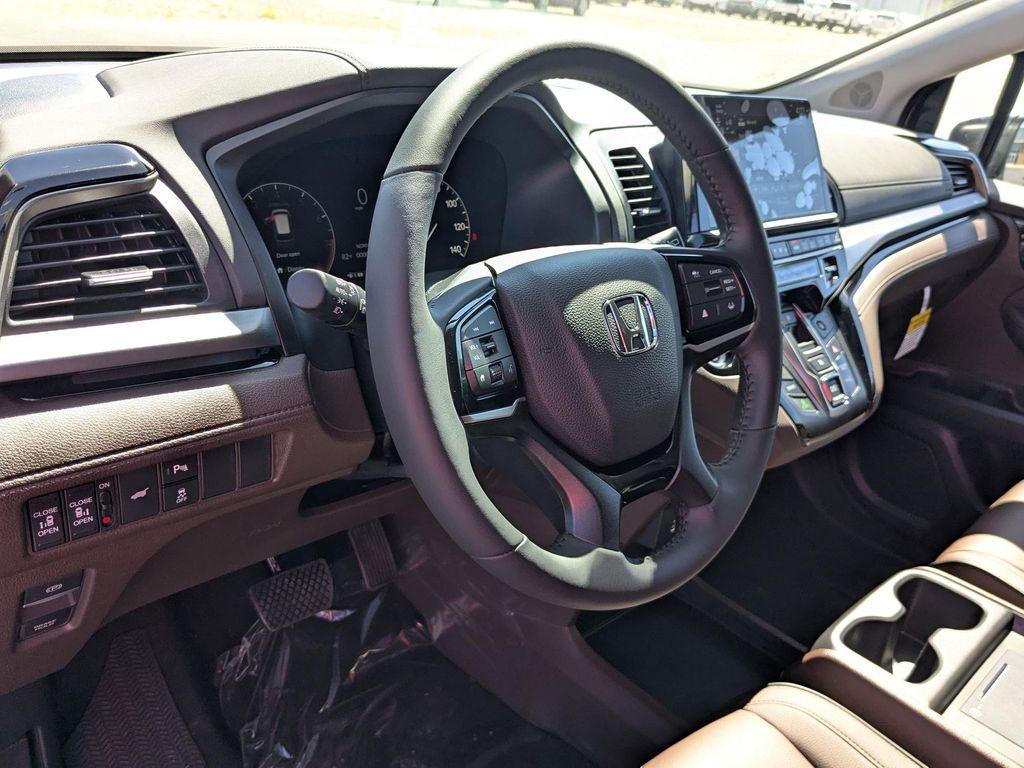 new 2026 Honda Odyssey car, priced at $47,894