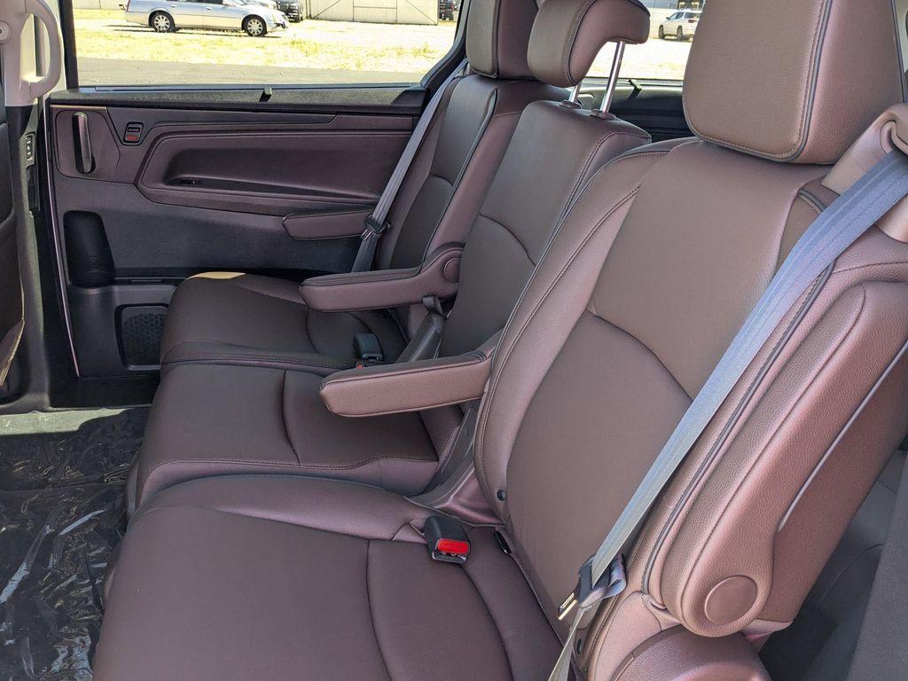 new 2026 Honda Odyssey car, priced at $47,894