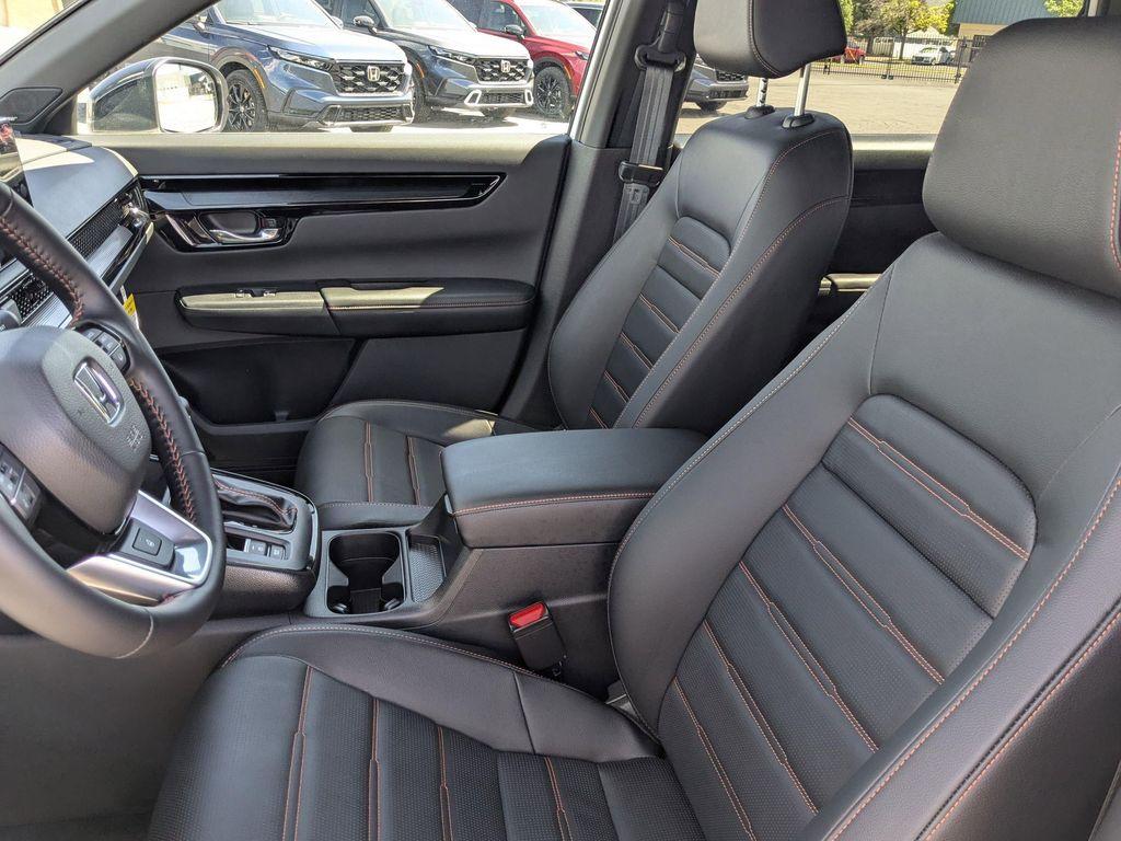 new 2026 Honda CR-V Hybrid car, priced at $43,904