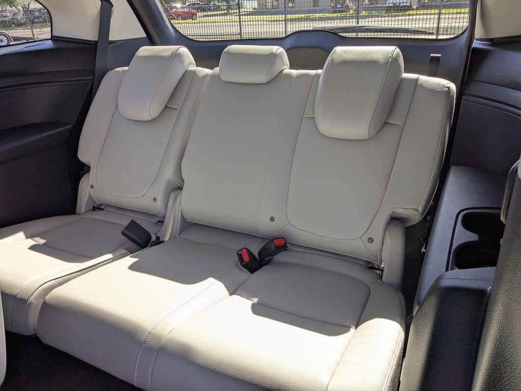 new 2026 Honda Odyssey car, priced at $42,739